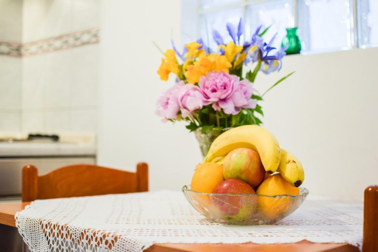 Apartment Darinka Pula Bagian luar foto